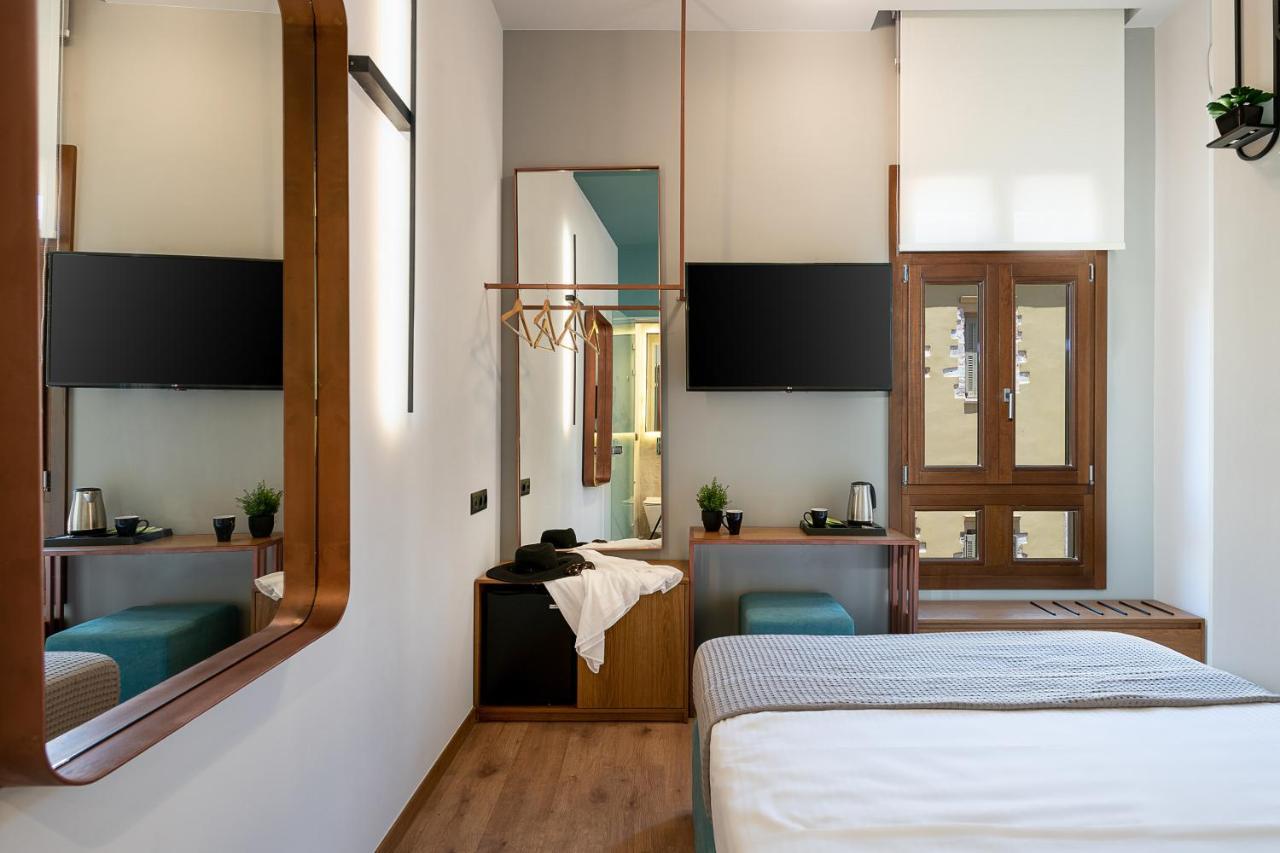 Camere Maritima Chrissi Akti Chania Exterior foto