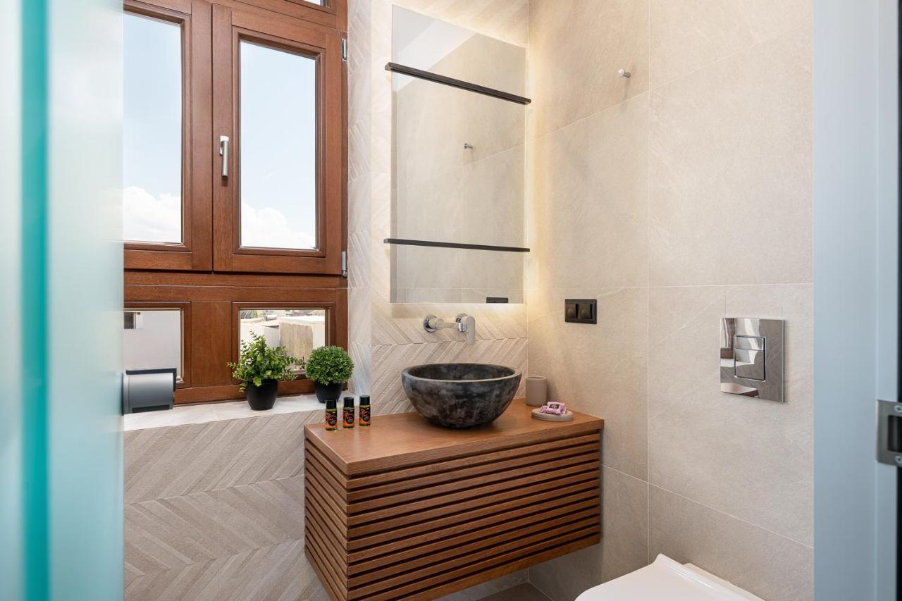 Camere Maritima Chrissi Akti Chania Exterior foto